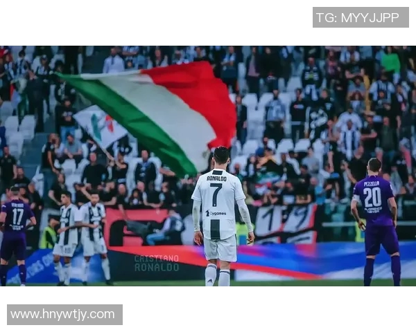 现役足坛巨星风采：梅西C罗携手领衔足坛巅峰对决